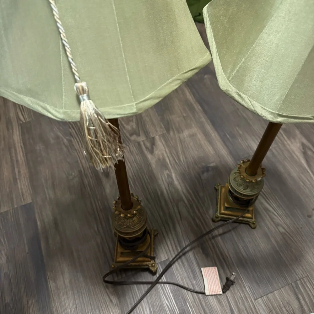 Vintage Elegant Gold and Cream Table Lamps